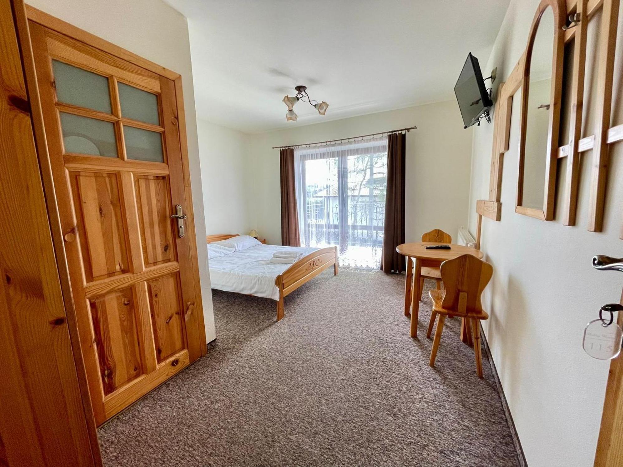 Skalny Brzeg Hotel ชาร์นาโกรา ภายนอก รูปภาพ