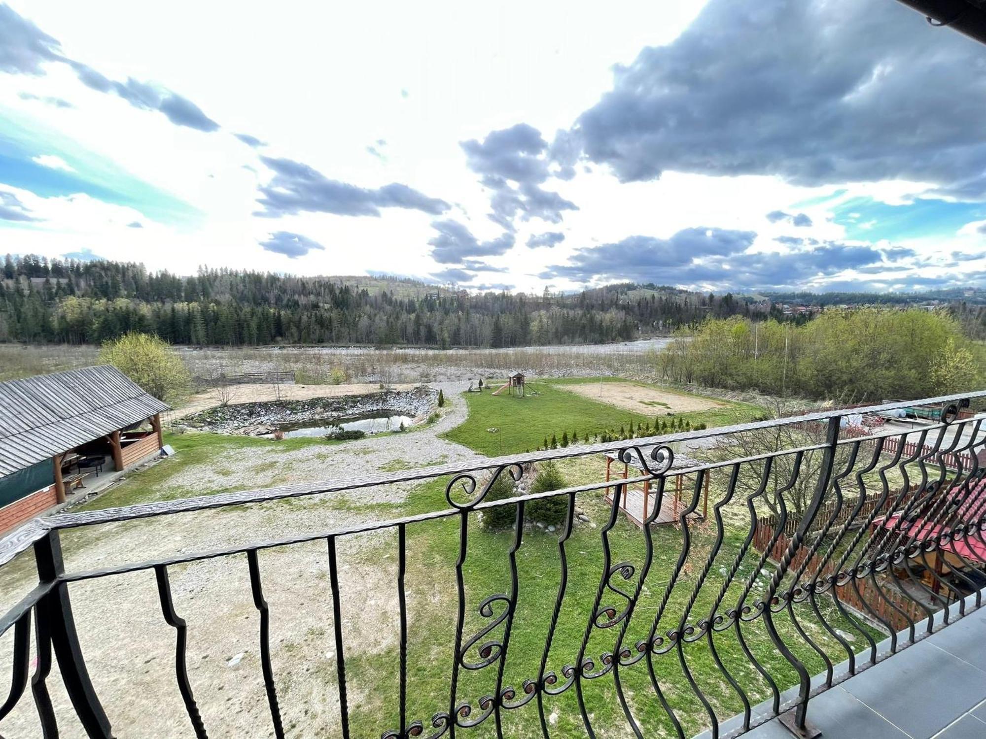 Skalny Brzeg Hotel ชาร์นาโกรา ภายนอก รูปภาพ
