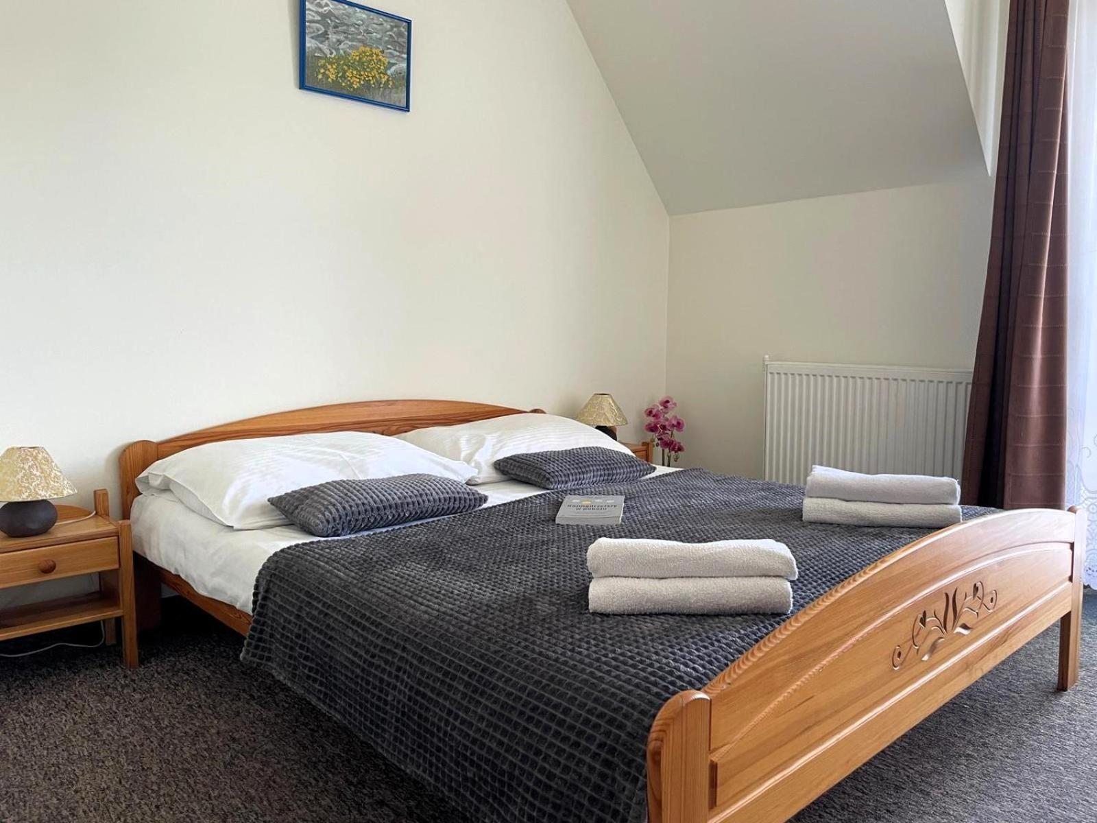Skalny Brzeg Hotel ชาร์นาโกรา ภายนอก รูปภาพ