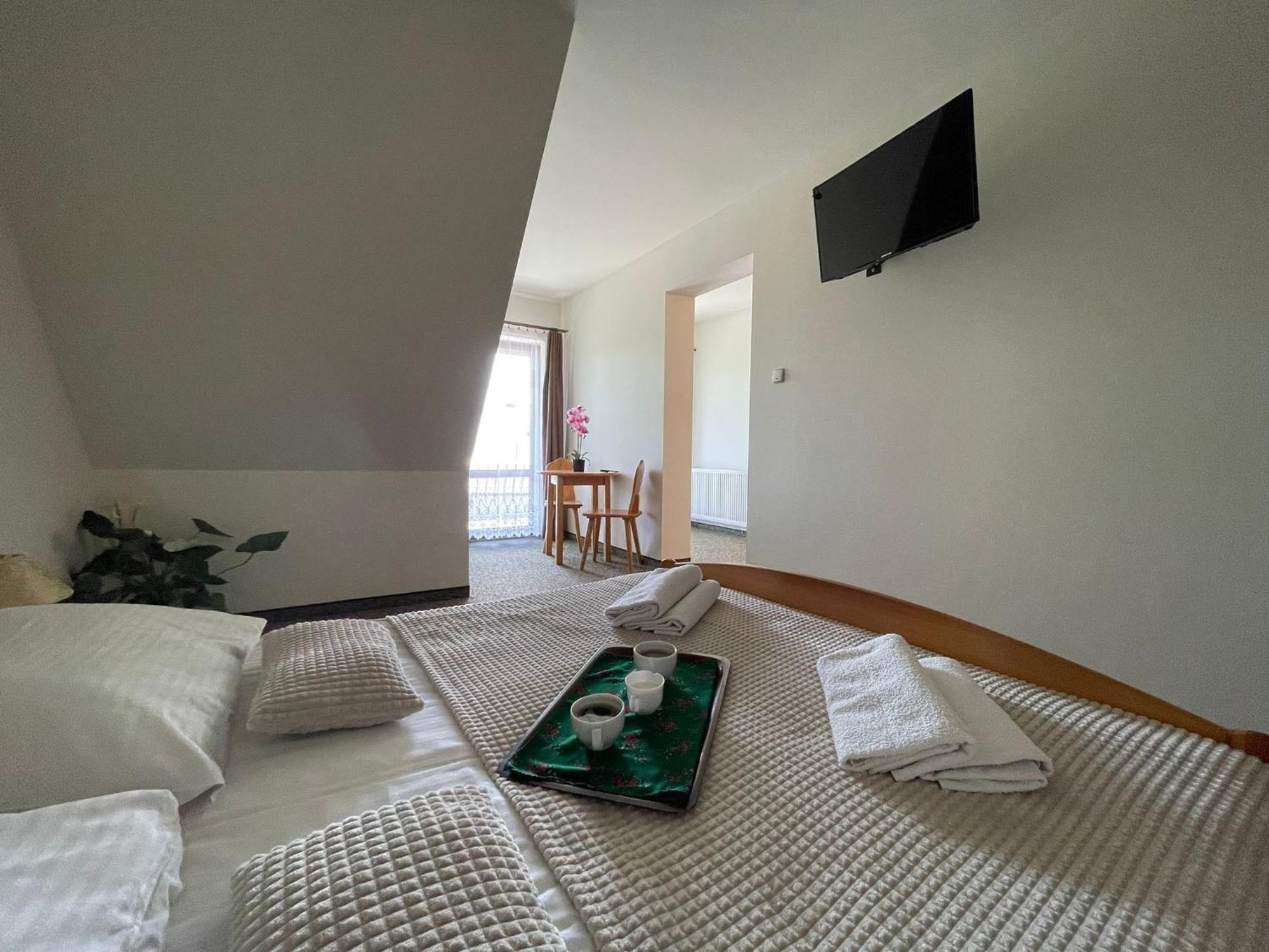 Skalny Brzeg Hotel ชาร์นาโกรา ภายนอก รูปภาพ
