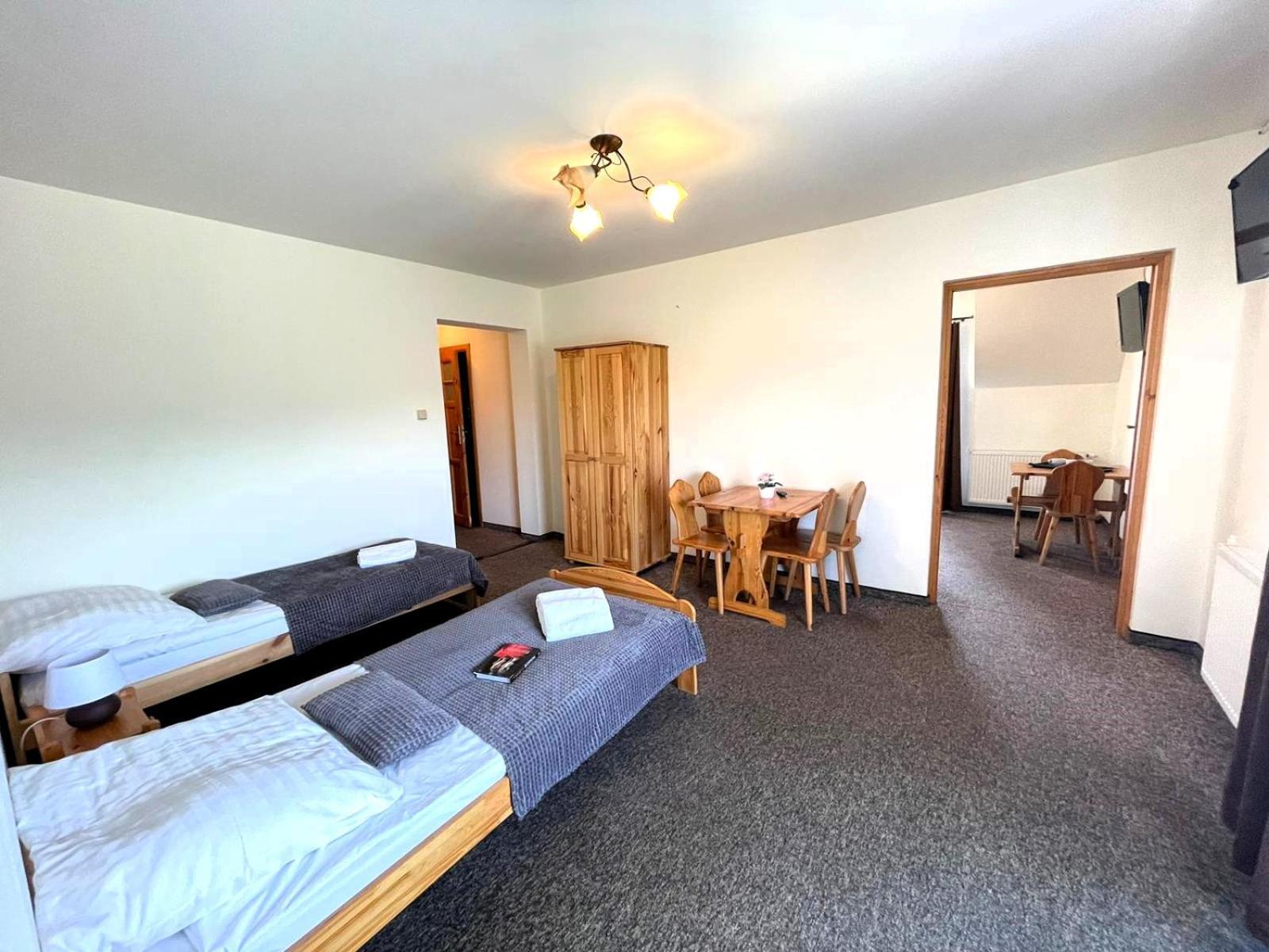 Skalny Brzeg Hotel ชาร์นาโกรา ภายนอก รูปภาพ