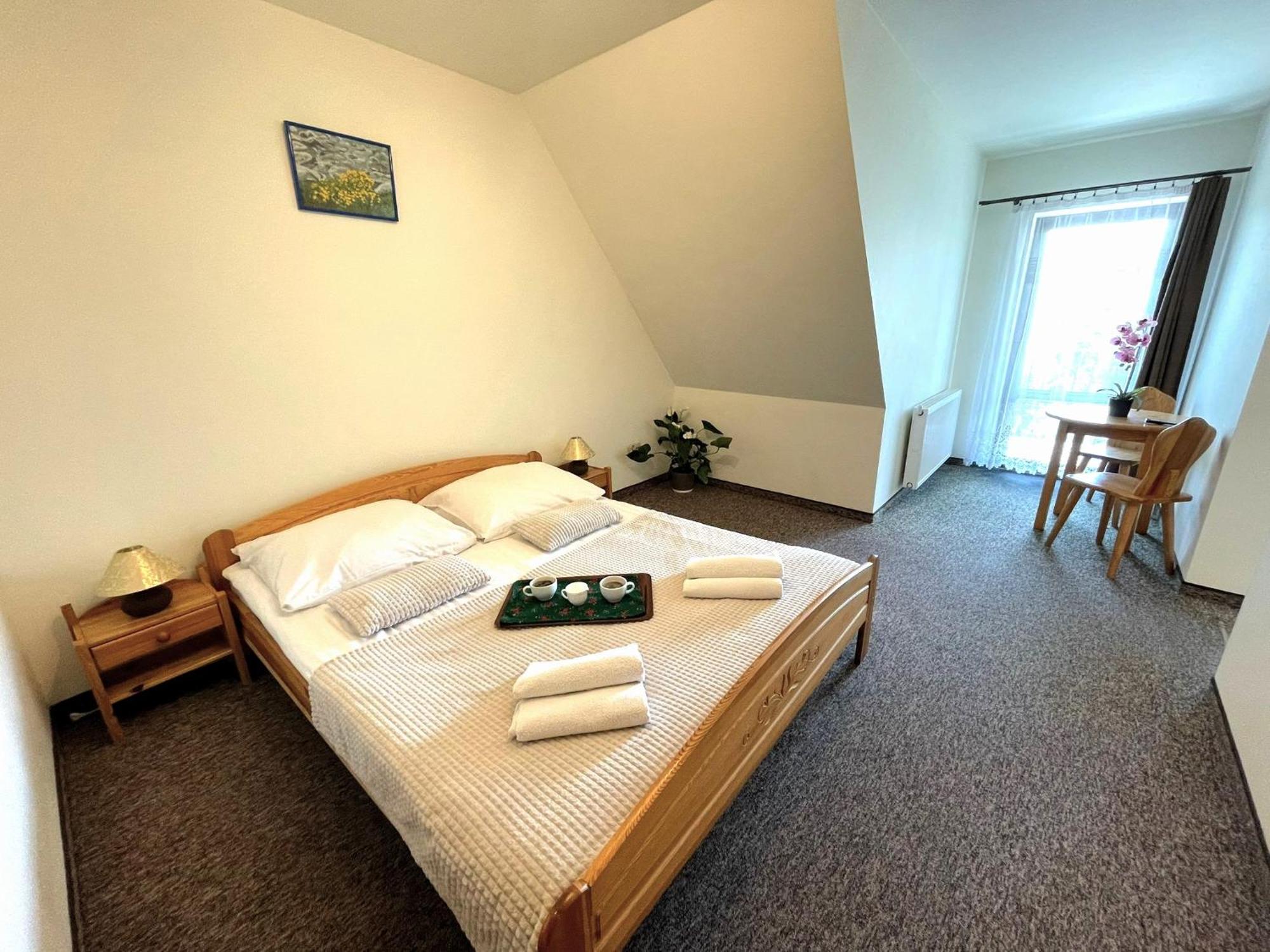 Skalny Brzeg Hotel ชาร์นาโกรา ภายนอก รูปภาพ