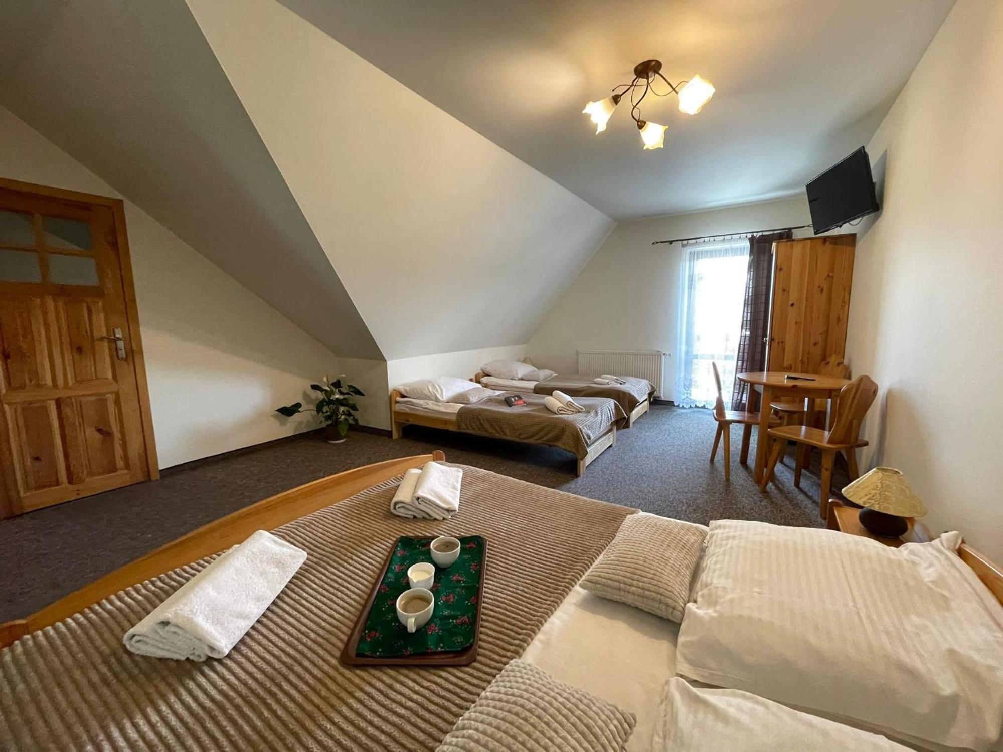 Skalny Brzeg Hotel ชาร์นาโกรา ภายนอก รูปภาพ
